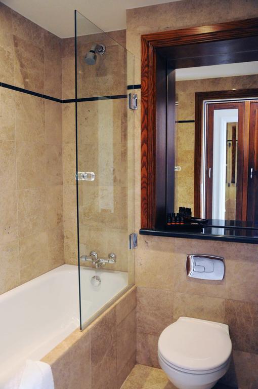 Schull Harbour Hotel & Leisure Centre Екстериор снимка