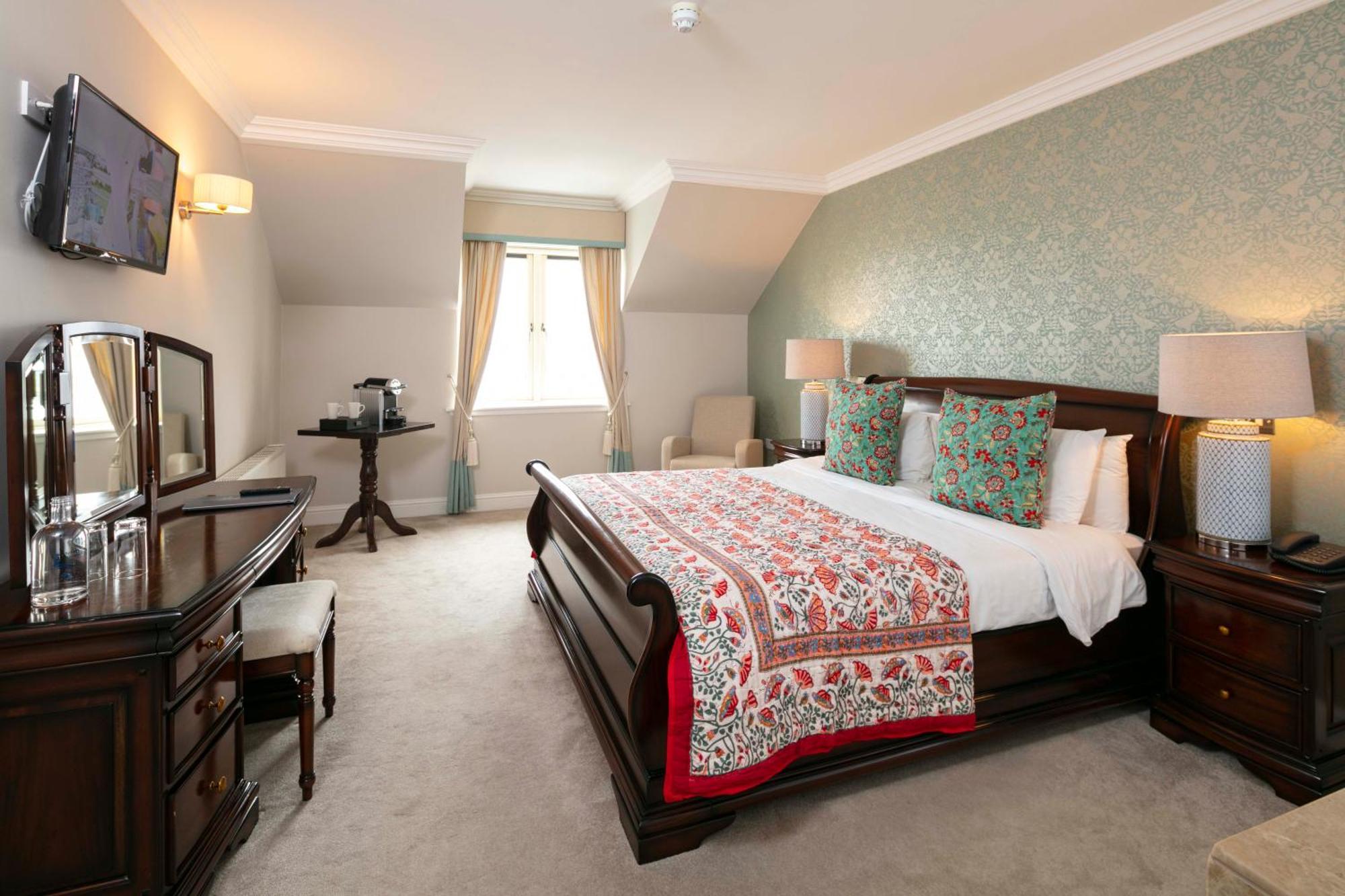 Schull Harbour Hotel & Leisure Centre Екстериор снимка