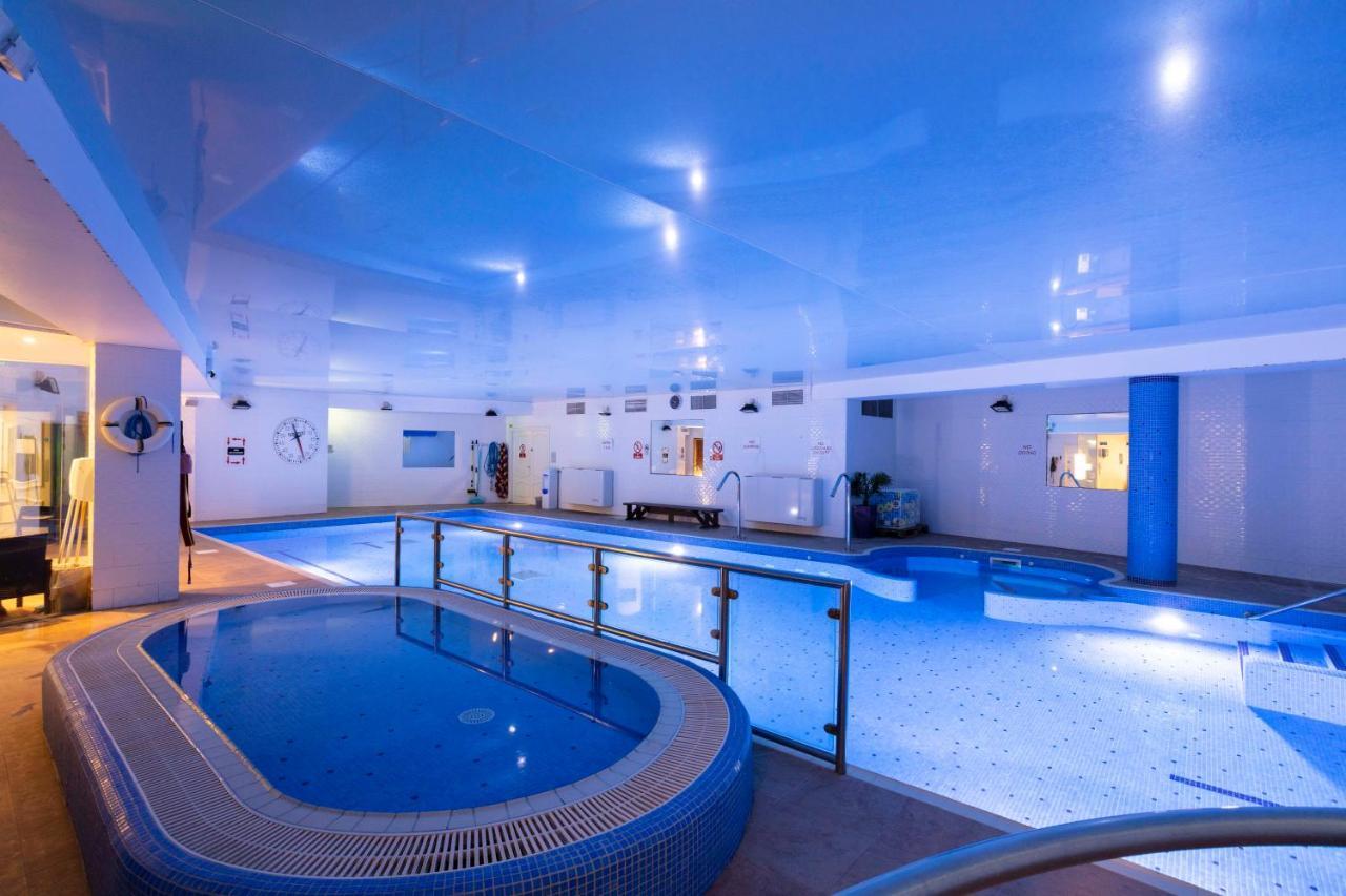 Schull Harbour Hotel & Leisure Centre Екстериор снимка
